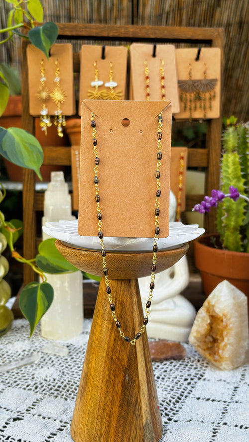 Chocolate Pearl Necklace – Tiny Freshwater Pearls on Gold-Plated Wire