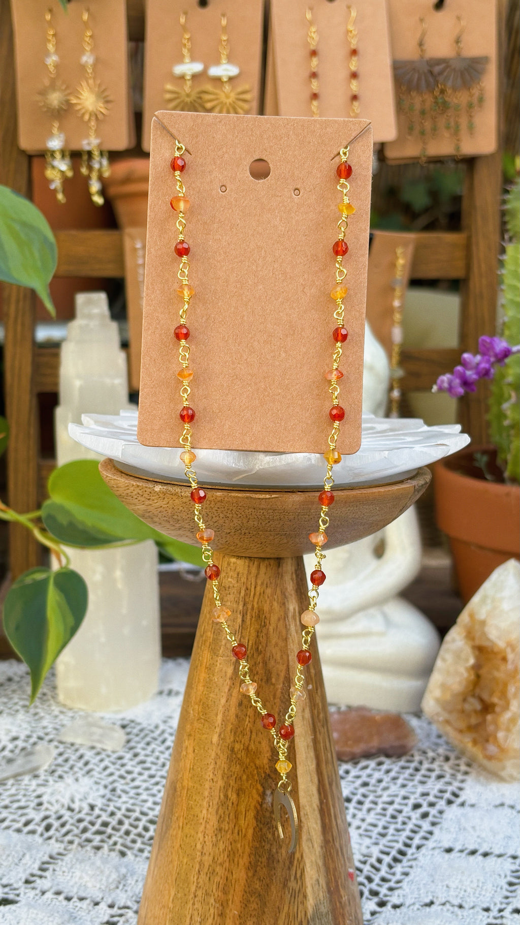 Firelight Carnelian Moon Necklace – Gold-Wrapped Gemstone Chain