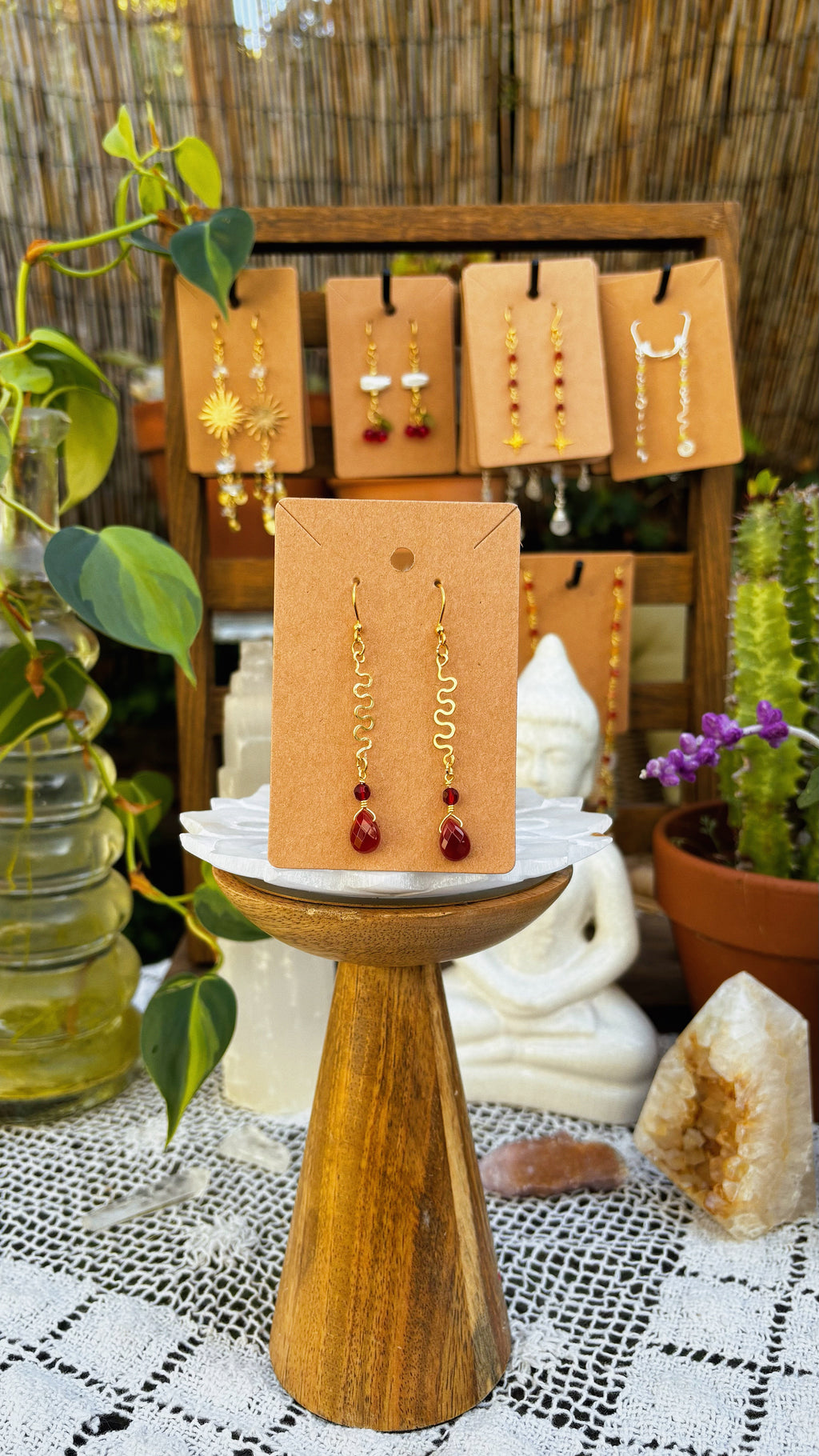 Wavy Gold Drop Earrings – Red Agate & Carnelian with Handmade Wire Design
